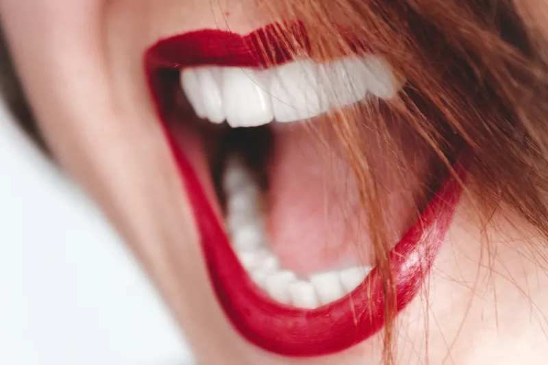 28554 gum irritation